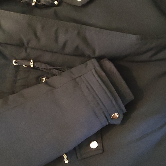 Hooded Women's Navy Parka with Faux Fur Trim - Picture 5 of 12